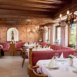 Alpenhof Kristall Майрхофен