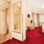 Alpenhof Kristall 4*