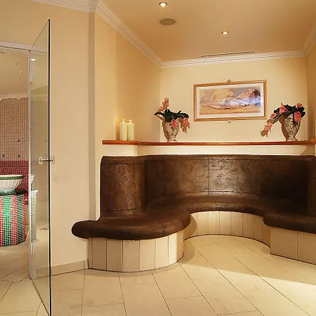 Alpenhof Kristall Szálloda Mayrhofen