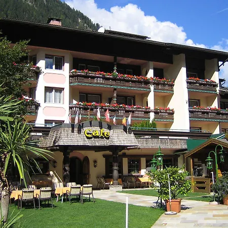 Alpenhof Kristall Szálloda 4*