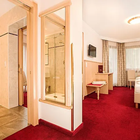 Hotel Alpenhof Kristall