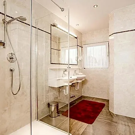 Alpenhof Kristall Hotel 4*