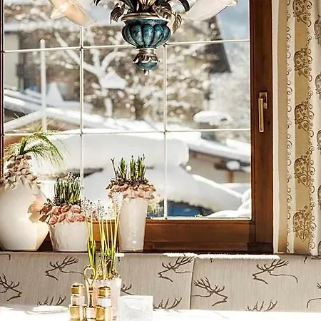 Alpenhof Kristall Hotel