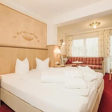 Отель Alpenhof Kristall