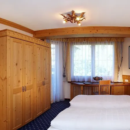 Alpenhof Kristall マイヤーホーフェン