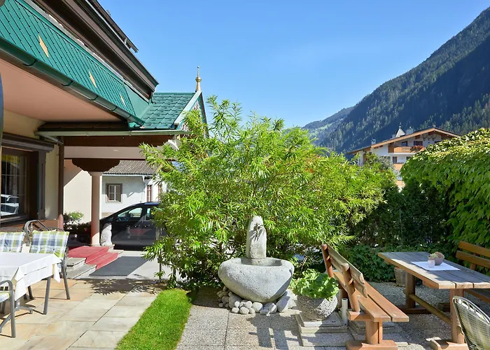 Отель Alpenhof Kristall 4*