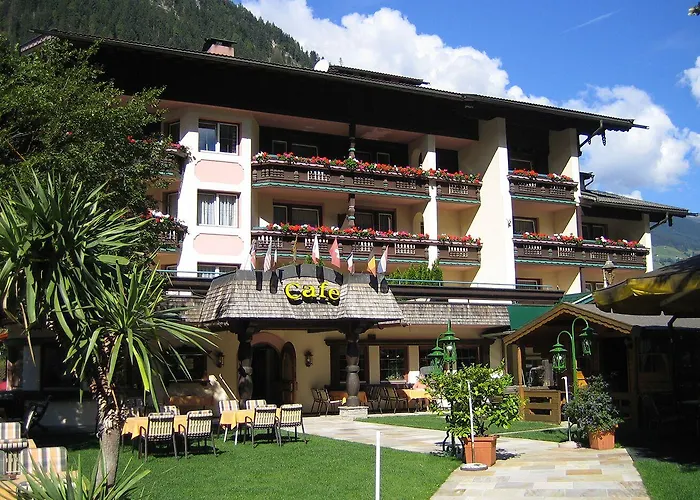 Alpenhof Kristall מלון 4*