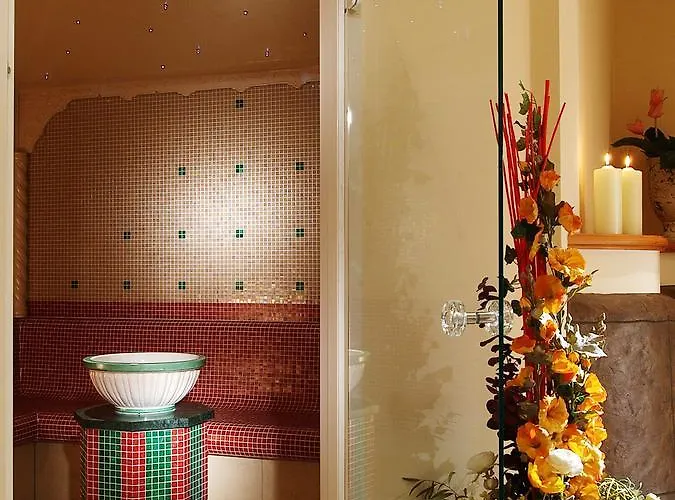 Alpenhof Kristall Otel 4*