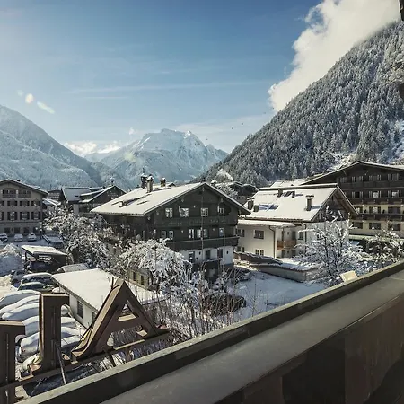 Alpenhof Kristall Hotel 4*