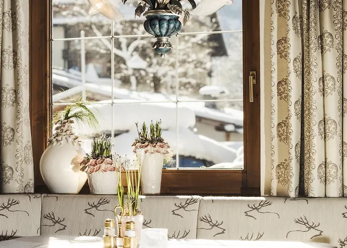 Alpenhof Kristall Hotel 4*